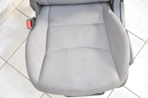 Scaunul șoferului Hyundai Elantra UD 11-16 fără airbag, manual, material textil gri.