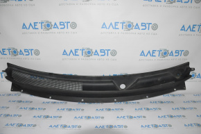 Grila stergatoarelor din plastic pentru Jeep Cherokee KL 14-