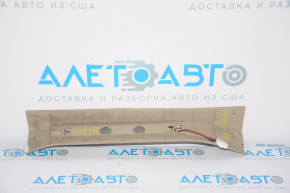 Capacul pragului cu iluminare din spate dreapta pentru Lexus RX300 RX330 RX350 RX400h 04-09 este uzat și decolorat.