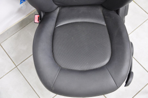 Scaunul șoferului Mini Cooper Countryman R60 10-16 fără airbag, manual, piele neagră.