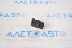 Blocare capac rezervor combustibil Nissan Versa Note 13-19