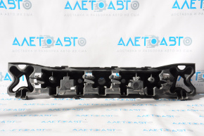 Absorbantul de bara fata pentru Ford Focus mk3 11-14 din plastic pre-restilizare