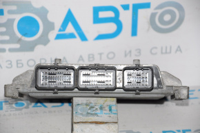 Блок ECU компьютер двигателя Ford Fiesta 11-19 1.6