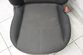 Пассажирское сидение Nissan Sentra 13-19 без airbag, механич, тряпка черн