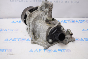 Corpul termostatului Nissan Sentra 13-19 1.8 metalic cu pompă