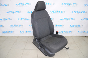 Пассажирское сидение VW Jetta 11-18 USA без airbag, механич, тряпка черн