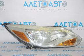 Far dreapta față Ford Focus mk3 11-14 pre-restilizare, ușoară pentru polizare.