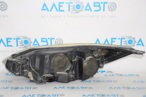 Far dreapta față Ford Focus mk3 11-14 pre-restilizare, ușoară pentru polizare