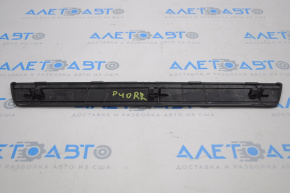 Capacul pragului din spate dreapta exterior Toyota Prius V 12-17 negru