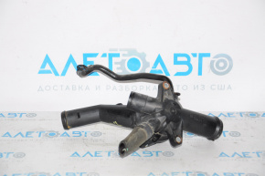 Corpul termostatului VW Passat b7 12-15 SUA 2.5