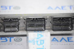 Blocul ECU al calculatorului motorului Ford Fusion mk5 13-16 2.5