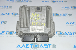 Modulul ECU al motorului Ford Fusion mk5 13-16 2.0T cu cipuri defecte.