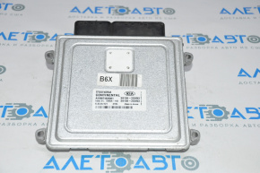 Blocul ECU al motorului Kia Optima 14-15 hibrid.