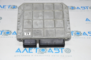 Modulul ECU al motorului Toyota Prius V 12-17