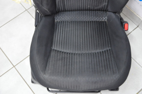 Scaun de pasager Toyota Prius 50 16- fără airbag, manual, material textil negru, uzat