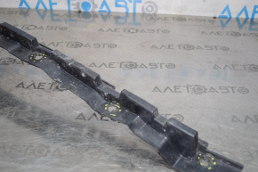 Крепление заднего бампера центральное Ford Fusion mk5 13-19 просверлены оверстия
