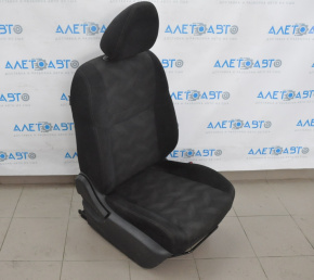 Пассажирское сидение Nissan Rogue 14-20 без airbag, механич, тряпка черн