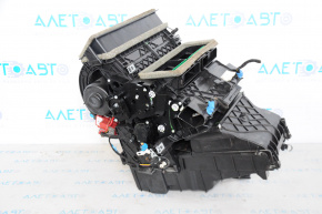 Arzătorul complet pentru Ford Escape MK3 17-19.