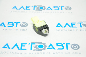 Датчик подушки безопасности задний левый Toyota Prius 30 10-15
