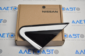 Capacul colțului aripii din față stânga Nissan Murano z52 15- nou OEM original