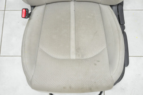 Scaunul șoferului Kia Optima 16- fără airbag, manual, material textil gri.