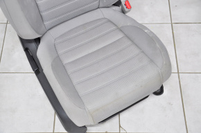 Scaun de pasager pentru Honda CRV 17-22 fără airbag, manual, material textil gri.