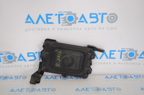 Suportul blocului ECU cu carcasă pentru Honda Civic X FC 16-21 complet asamblat.