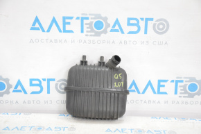 Rezonatorul intercoolerului Audi Q5 8R 11-17 2.0T, hibrid