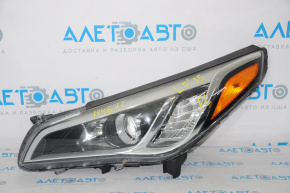 Far stânga față Hyundai Sonata 15-17 halogen, necesită polizare.