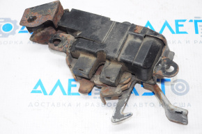 Замок капота Lexus IS200 IS300 99-05