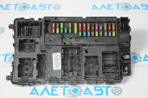 Modulul de control al caroseriei BCM Ford Fusion mk5 13-20 are o fisură pe carcasă.