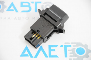 Кнопка открытия двери багажника внутри Acura MDX 14-20