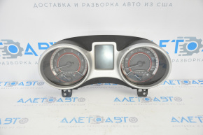 Tabloul de bord al Dodge Journey 11- 56k, fisură pe parbriz.