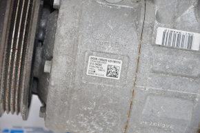 Compresorul de aer condiționat Ford Fusion mk5 13-20 2.0T 2.5