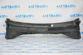 Grila stergatoarelor de plastic Kia Sorento 16-20