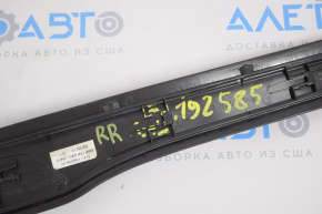 Capacul pragului din spate dreapta exterior pentru BMW 3 F30 12-18 cu crom, cu puncte de fixare rupte