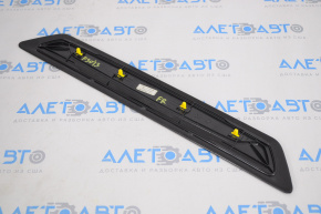 Capacul pragului din față dreapta exterior BMW 3 F30 12-18 linie sport