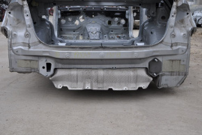 Panoul din spate al BMW 3 F30 4d 12-18, argintiu.