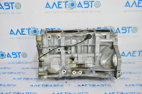 Blocul cilindric gol Hyundai Sonata 15-19 2.4 G4KJ pentru rectificare.