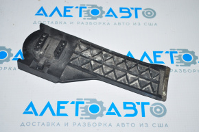 Suport radiator stânga jos Mercedes CLA 250 14-19