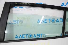 Стекло двери задней левой Subaru Impreza 5d 17-23