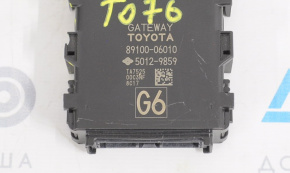 Modulul de control al gateway-ului rețelei ECM al șasiului Toyota Camry v70 18- nu are fixare