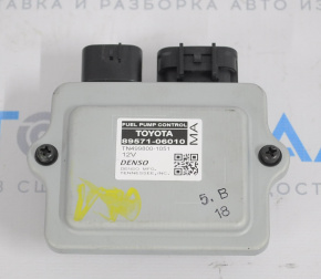 Blocul de control al pompei de combustibil Toyota Camry v70 18-