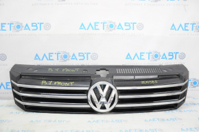 Решетка радиатора grill со значком VW Passat b7 12-15 USA