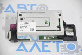 Amplificator de antenă Ford Escape MK4 20-