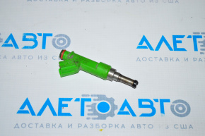 Injectoarele de pulverizare Toyota Rav4 13-18