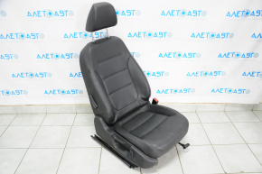 Пассажирское сидение VW Jetta 11-18 USA без airbag, механич, кожа черн