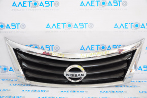 Grila radiatorului Nissan Altima 13-15, cu emblema, cromată, de vânzare.