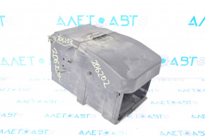 Capacul bateriei asamblat Ford Transit Connect MK2 13- capacul este rupt.