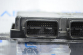 Блок ECU компьютер двигателя Mazda CX-7 06-09 отверстие на корпусе